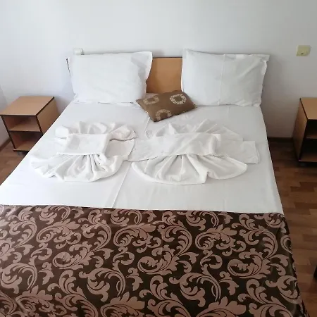 Coralis 2 3* Észak-Eforie